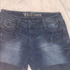 Wallflower shorts